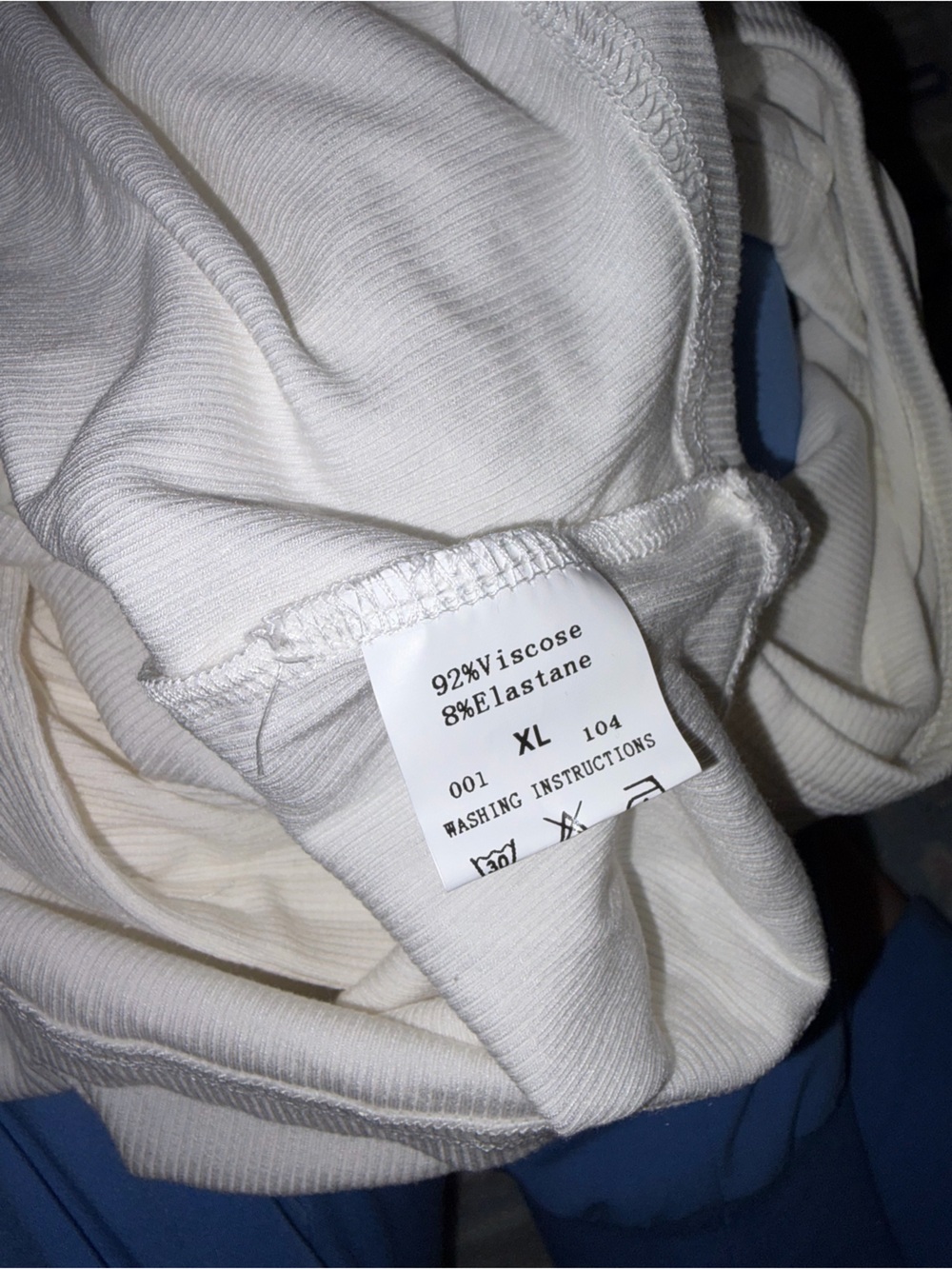 White Button-Front Women's Ribbed Tank Top - Picture 3 of 3